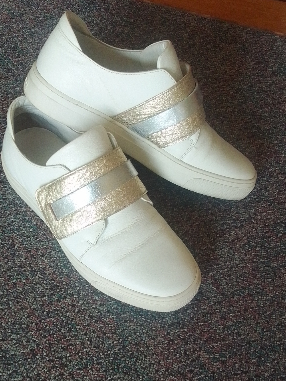 ZCD Montreal Women’s Leather Sneakers with Metallic Straps - White - Size 8.5